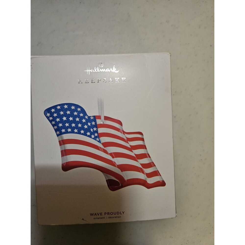 2019 Wave Proudly Glass American Flag Hallmark Ornament USA